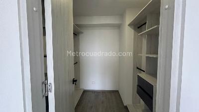 Apartamento en venta en Pinares, Pereira · foto 2 de 20