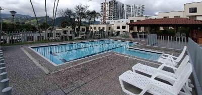 Casa de 3 alcobas en venta en San Marcel, Manizales, 140 m² · foto 11 de 20