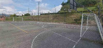 Casa de 3 alcobas en venta en San Marcel, Manizales, 140 m² · foto 15 de 20