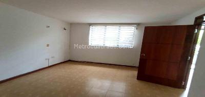 Apartaestudio en arriendo en Chipre, Manizales · foto 10 de 14