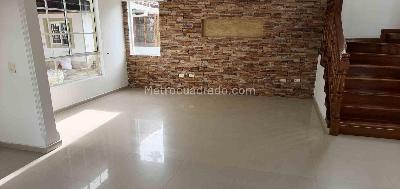 Casa de 5 alcobas en venta en Norte, Armenia, 320 m² · foto 3 de 20