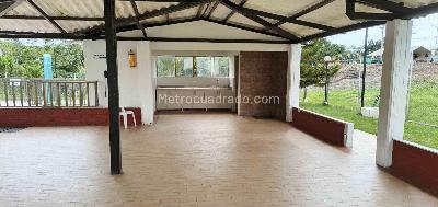 Casa de 5 alcobas en venta en Centenario, Armenia, 210 m² · foto 5 de 20