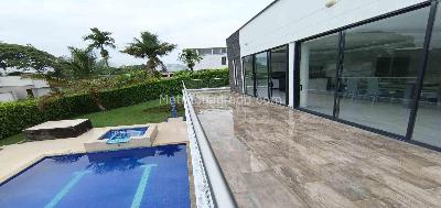 Casa de 5 alcobas en venta en La Manuela, Manizales, 400 m² · foto 2 de 20