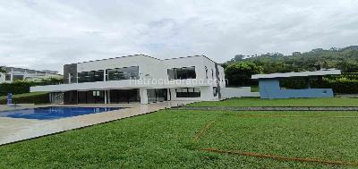 Casa de 5 alcobas en venta en La Manuela, Manizales, 400 m² · foto 3 de 20
