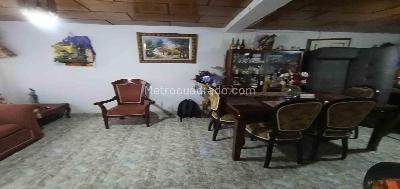 Casa de 4 alcobas en venta en El Campin, Manizales, 170 m² · foto 2 de 13
