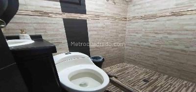 Casa de 4 alcobas en venta en El Campin, Manizales, 170 m² · foto 8 de 13