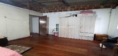 Casa de 4 alcobas en venta en El Campin, Manizales, 170 m² · foto 13 de 13