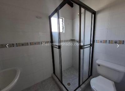 Casa en venta en Condina, Pereira · foto 2 de 18
