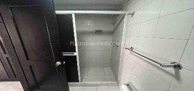 Apartaestudio en venta en Comuna Universidad / Barrio Pinares, Pereira, 56 m² · foto 14 de 16