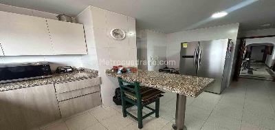 Apartamento en venta en Comuna Universidad / Barrio Pinares, Pereira · foto 9 de 20