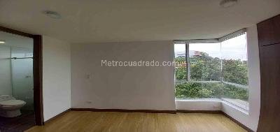 Apartamento de 3 alcobas en venta en Castilla, Manizales, 79 m² · foto 2 de 19