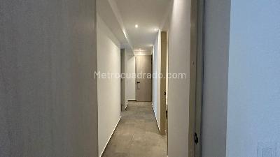 Apartamento de 2 alcobas en venta en Pinares, Pereira, 95 m² · foto 11 de 20