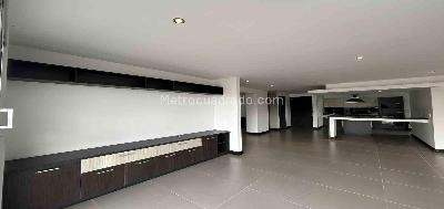 Apartamento en venta en Comuna Universidad / Barrio Pinares, Pereira · foto 2 de 19