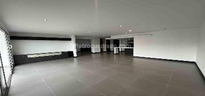 Apartamento en venta en Comuna Universidad / Barrio Pinares, Pereira · foto 4 de 19