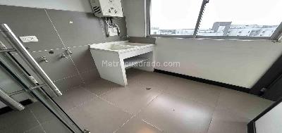 Apartamento en venta en Comuna Universidad / Barrio Pinares, Pereira · foto 9 de 19