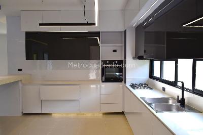 Casa de 3 alcobas en venta en Cerritos, Pereira, 415 m² · foto 6 de 20