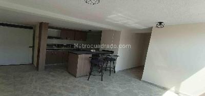 Apartamento de 3 alcobas en venta en Cámbulos, Manizales, 50 m² · foto 2 de 14