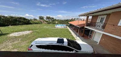 Casa de 4 alcobas en venta en Tres Puertas, Pereira, 350 m² · foto 19 de 20