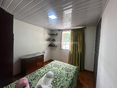 Casa de 3 alcobas en venta en San Joaquin, Manizales, 110 m² · foto 2 de 17