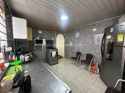 Casa de 3 alcobas en venta en San Joaquin, Manizales, 110 m² · foto 11 de 17