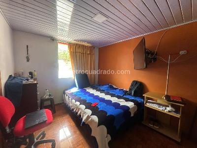 Casa de 3 alcobas en venta en San Joaquin, Manizales, 110 m² · foto 12 de 17