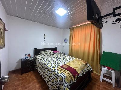 Casa de 3 alcobas en venta en San Joaquin, Manizales, 110 m² · foto 13 de 17