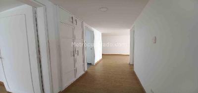 Apartamento en venta en Centro, Pereira · foto 5 de 20