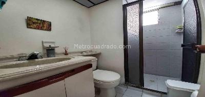 Apartamento de 3 alcobas en venta en Comuna Cuba/Via Condina, Pereira, 60 m² · foto 8 de 13