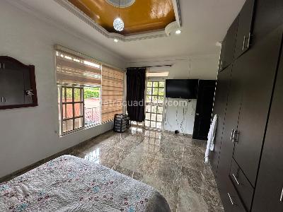 Casa de 5 alcobas en venta en Km 5 Via Tebaida, Armenia, 400 m² · foto 2 de 20