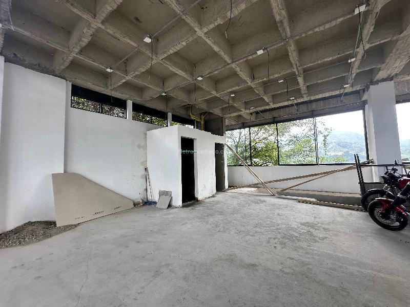 Local Comercial en Arriendo, Av Bolivar, Armenia - Vista 4
