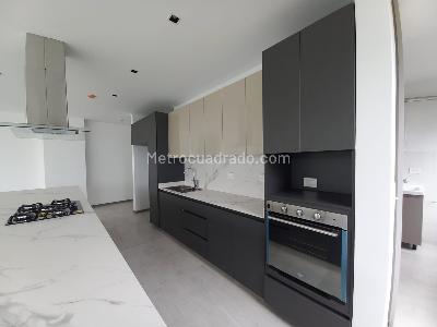 Apartamento en venta en Pinares, Pereira · foto 5 de 20