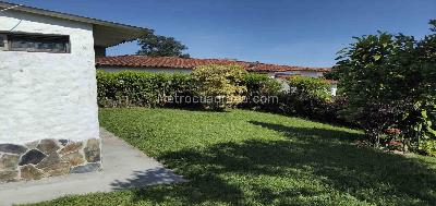Casa de 3 alcobas en venta en El Caimo, Armenia, 190 m² · foto 2 de 20
