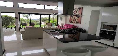 Casa de 4 alcobas en venta en Autopista Del Cafe, Armenia, 313 m² · foto 18 de 20