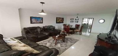Apartamento de 3 alcobas en venta en Los Alcazares, Manizales, 83 m² · foto 4 de 17