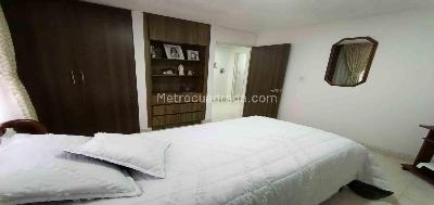 Apartamento de 3 alcobas en venta en Los Alcazares, Manizales, 83 m² · foto 9 de 17