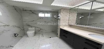 Casa de 5 alcobas en venta en Alamos, Pereira, 278 m² · foto 7 de 20