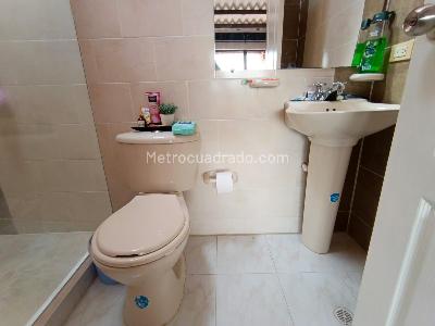 Apartamento de 4 alcobas en venta en San Antonio, Manizales, 140 m² · foto 7 de 20