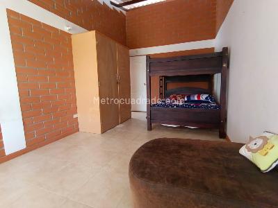Apartamento de 4 alcobas en venta en San Antonio, Manizales, 140 m² · foto 9 de 20