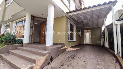 Casa de 4 alcobas en venta en Norte, Armenia, 180 m² · foto 2 de 12