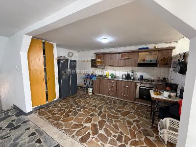 Casa de 5 alcobas en venta en Norte, Armenia, 210 m² · foto 4 de 12