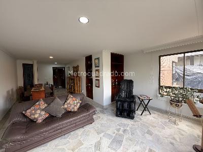 Apartamento en venta en Alamos, Pereira · foto 2 de 20