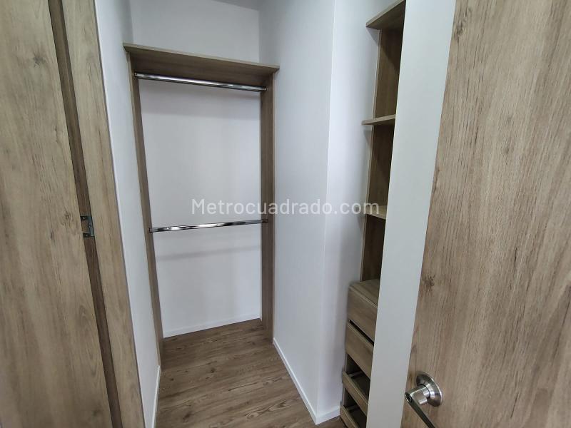 Apartamento en Arriendo, Cerritos, Pereira - Więcej