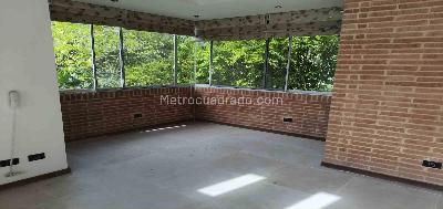 Casa de 5 alcobas en venta en Via Aeropuerto El Eden, Armenia, 456 m² · foto 4 de 20