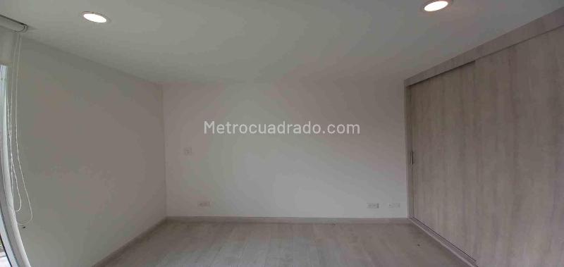 Apartamento en Arriendo, Avenida Alberto Mendoza, Manizales – další
