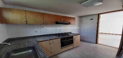 Apartamento en venta en Alpes, Pereira · foto 9 de 18