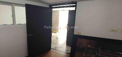 Casa de 4 alcobas en venta en Los Profesionales, Armenia, 238 m² · foto 12 de 20