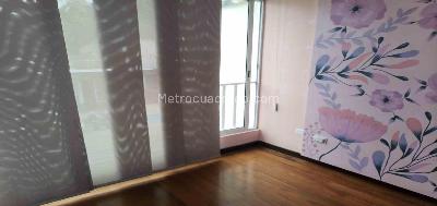 Casa de 4 alcobas en venta en Los Profesionales, Armenia, 238 m² · foto 2 de 20