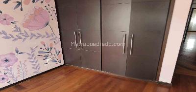 Casa de 4 alcobas en venta en Los Profesionales, Armenia, 238 m² · foto 3 de 20