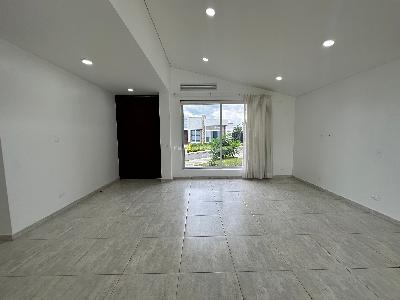Casa de 5 alcobas en venta en Via Aeropuerto El Eden, Armenia, 270 m² · foto 3 de 20