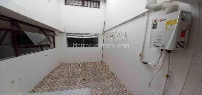 Apartamento de 4 alcobas en venta en Cable, Manizales, 168 m² · foto 13 de 18